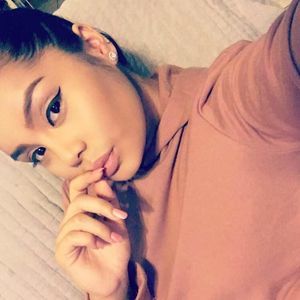 Meet your Posher, Jasmine